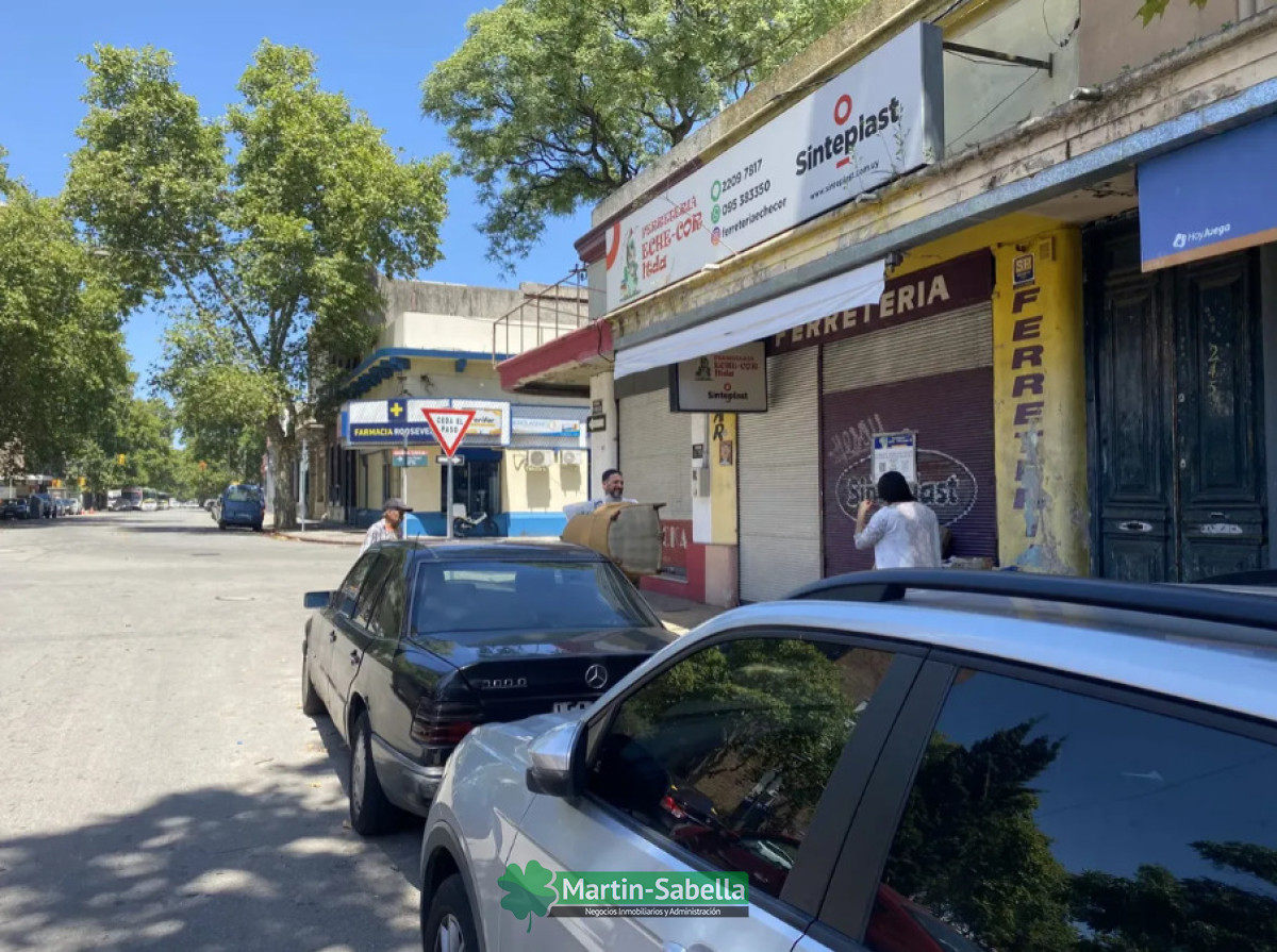 Local Comercial ID.477/Local-en-Alquiler--Aguada- - Local en Alquiler - Aguada 