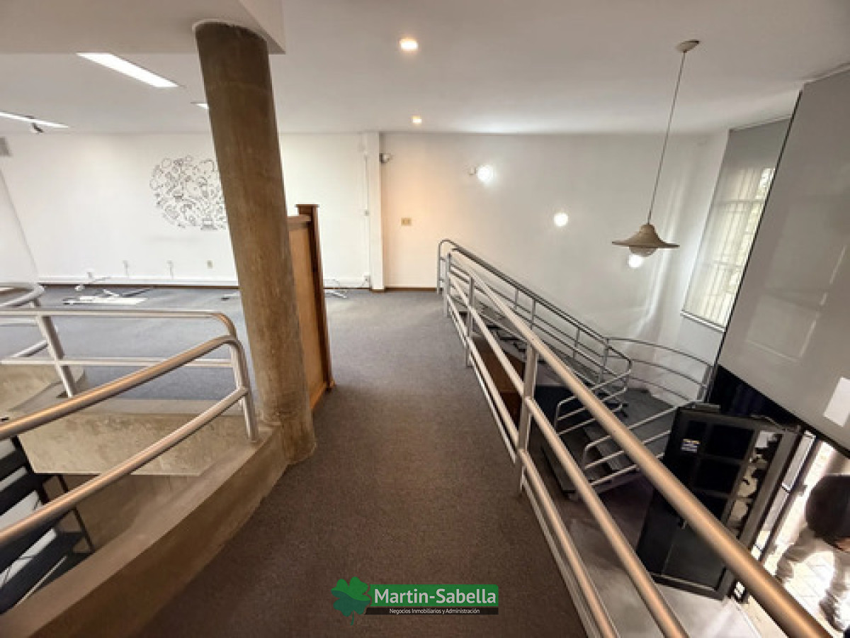 Local Comercial ID.683/Locales-en-alquiler-La-Comercial- - Locales en alquiler La Comercial 