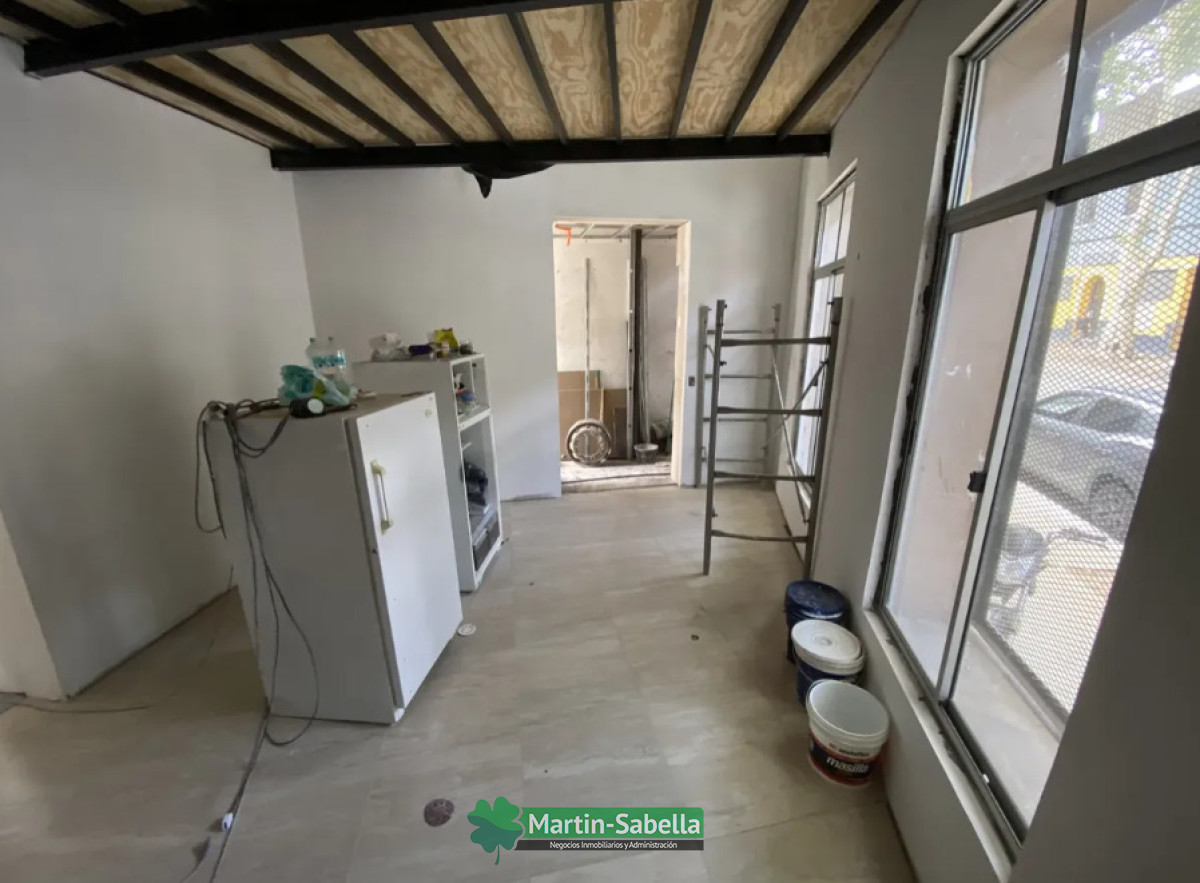 Local Comercial ID.395/Local-en-alquiler--Centro- - Local en alquiler - Centro 