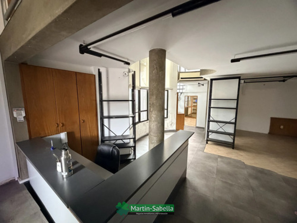 Local Comercial ID.683/Locales-en-alquiler-La-Comercial- - Locales en alquiler La Comercial 