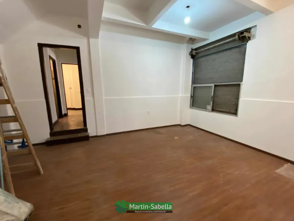 Local Comercial ID.167/Local-en-alquiler--Parque-Batlle- - Local en alquiler - Parque Batlle 