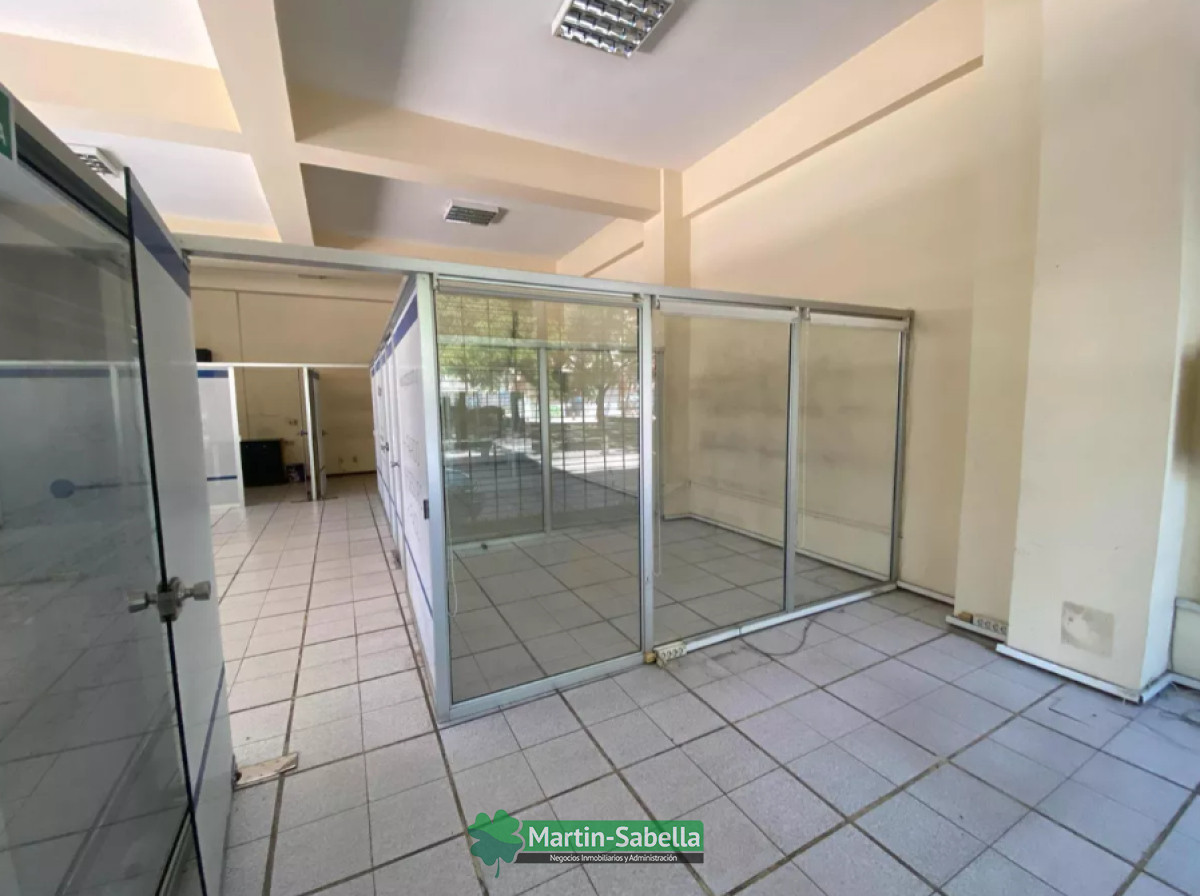 Local Comercial ID.112/Local-en-alquiler--Ciudad-Vieja- - Local en alquiler - Ciudad Vieja 