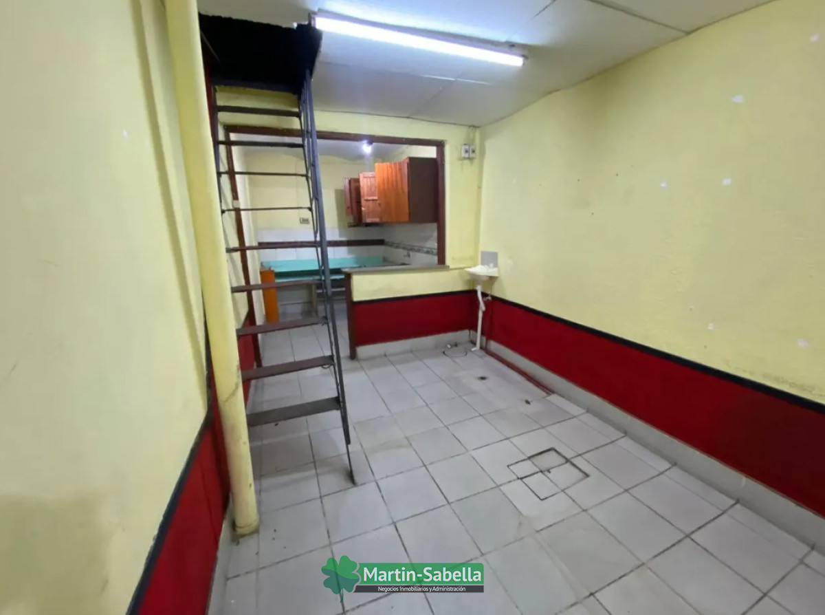 Local Comercial ID.477/Local-en-Alquiler--Aguada- - Local en Alquiler - Aguada 