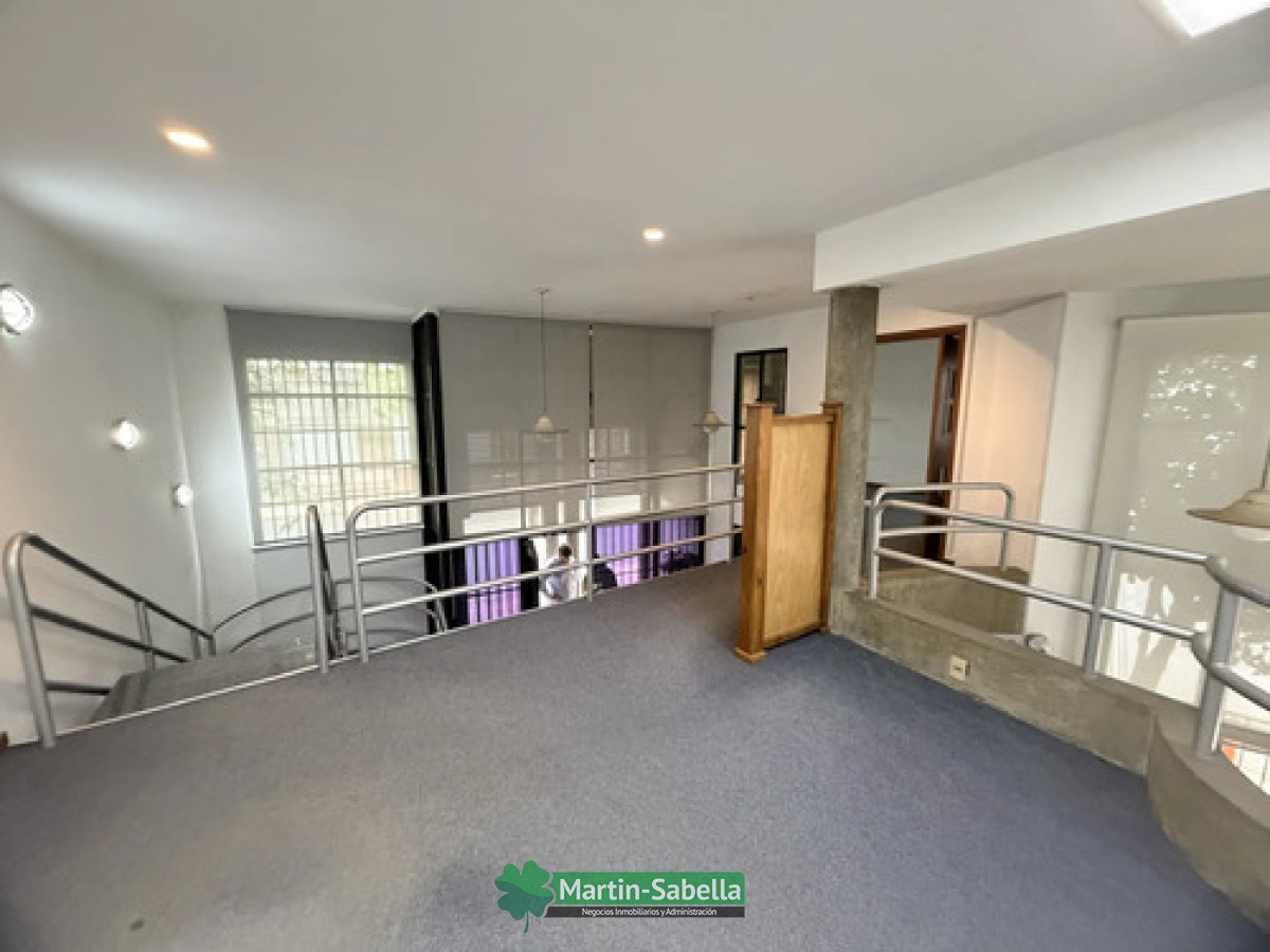 Local Comercial ID.683/Locales-en-alquiler-La-Comercial- - Locales en alquiler La Comercial 