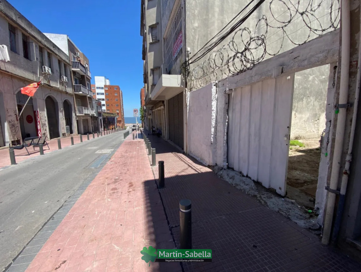 Terreno ID.361/Terreno-en-alquiler--Ciudad-Vieja- - Terreno en alquiler - Ciudad Vieja 