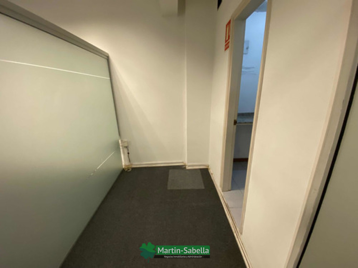 Oficina ID.72/Local-en-alquiler--Centro- - Local en alquiler - Centro 