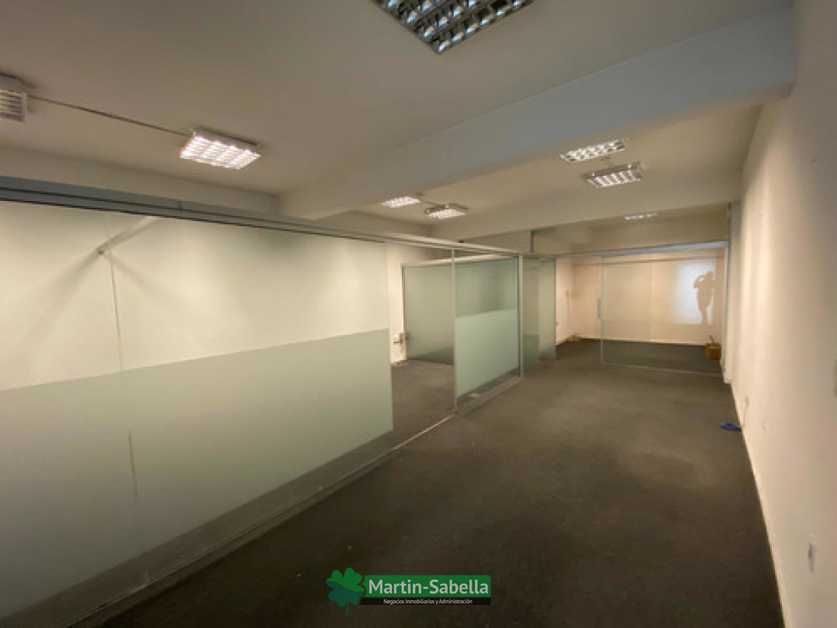 Oficina ID.72/Local-en-alquiler--Centro- - Local en alquiler - Centro 
