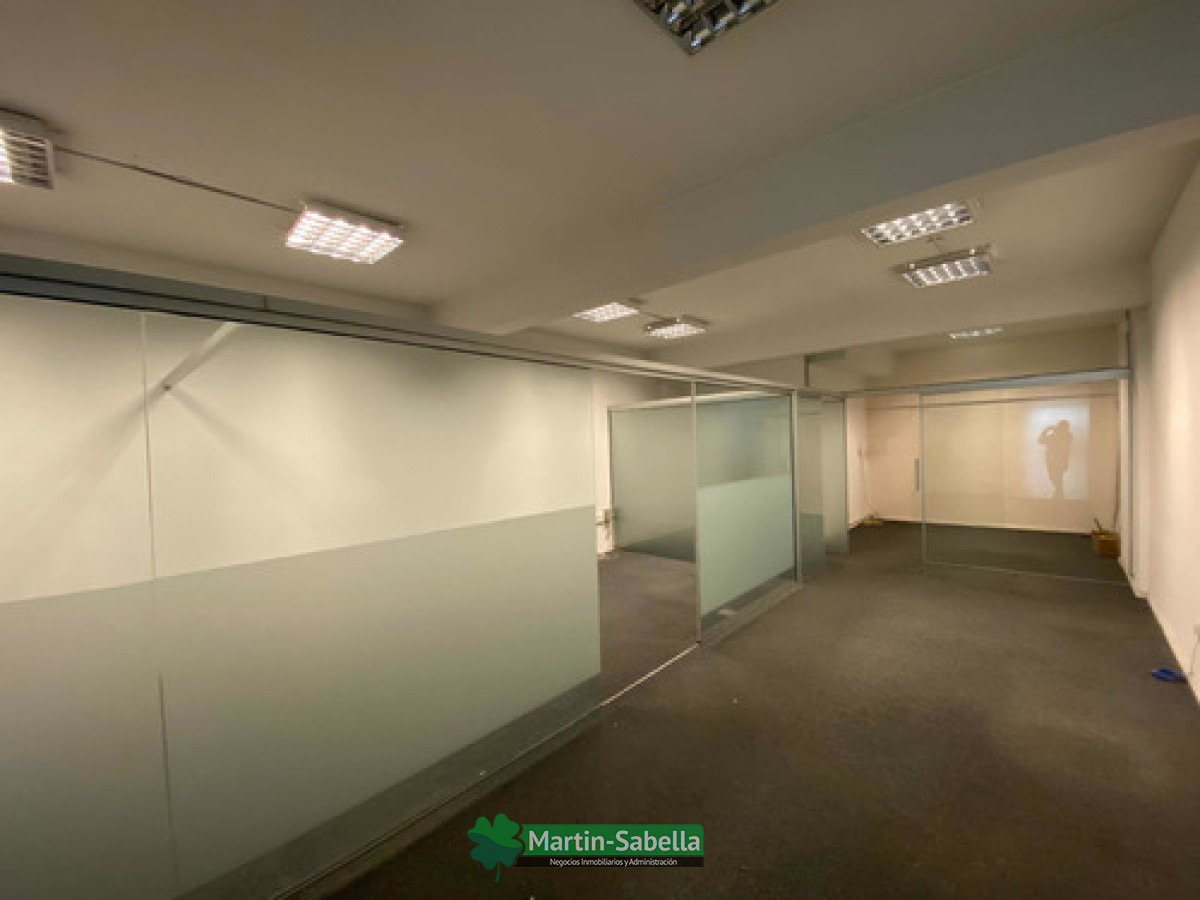 Oficina ID.72/Local-en-alquiler--Centro- - Local en alquiler - Centro 