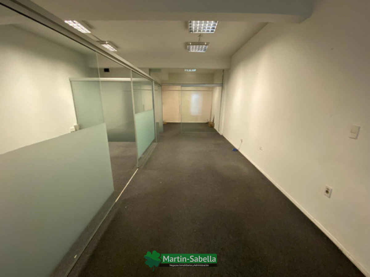Oficina ID.72/Local-en-alquiler--Centro- - Local en alquiler - Centro 