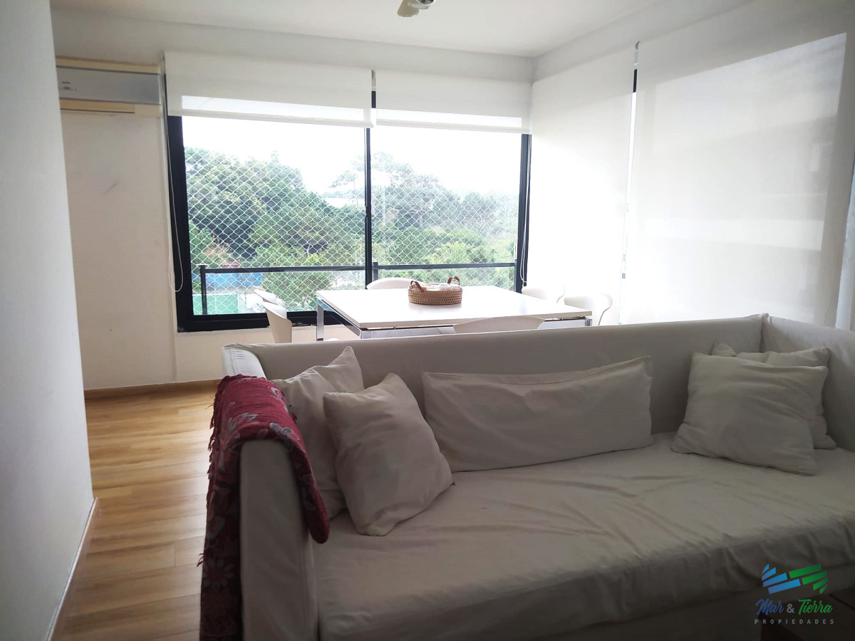 Apartamento ID.5594 - En Venta Apartamento 3 Dormitorios playa Brava, Rincón del Indio, Punta del Este,