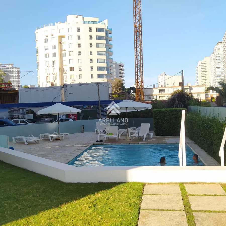 Apartamento ID.4952 - Venta Apartamento 3 Dormitorios mas dependencia playa Brava