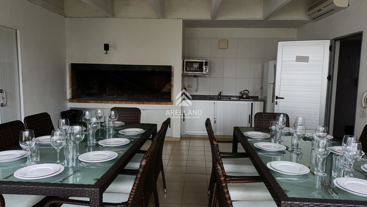 Apartamento ID.4952 - Venta Apartamento 3 Dormitorios mas dependencia playa Brava