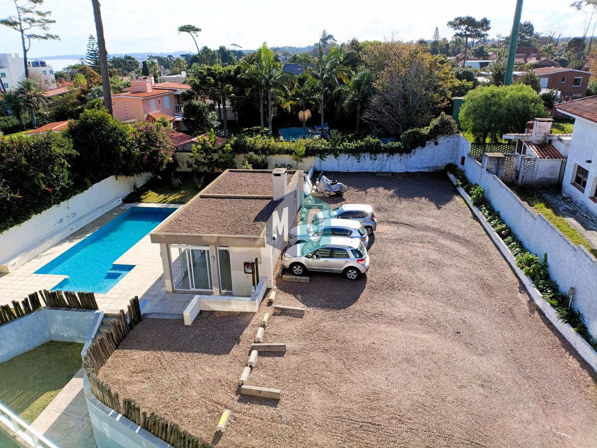 Apartamento ID.1108 - Venta apartamento 1 dormitorio con piscina terraza  parrillero garage