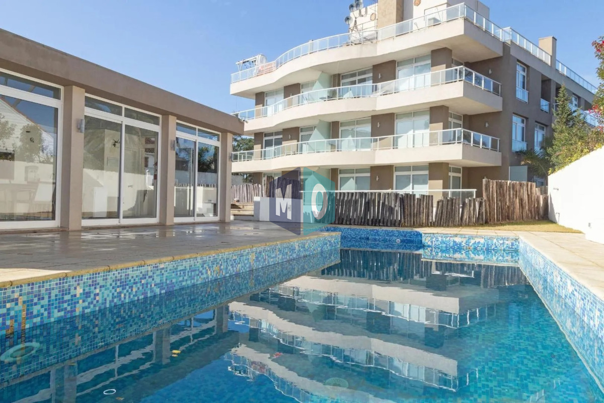 Apartamento ID.1108 - Venta apartamento 1 dormitorio con piscina terraza  parrillero garage