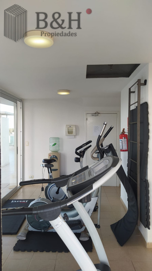 Apartamento ID.5236 - Venta Apartamento 3 Dormitorios mas dependencia playa Brava