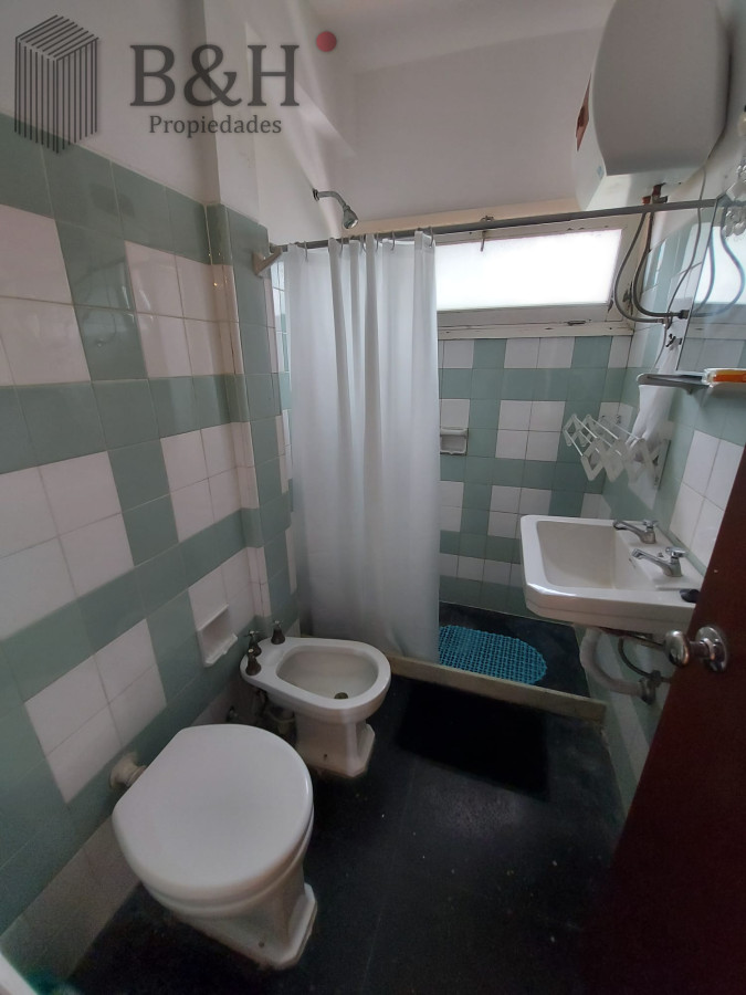 Apartamento ID.7154 - Se vende amplio monoambiente Playa Mansa