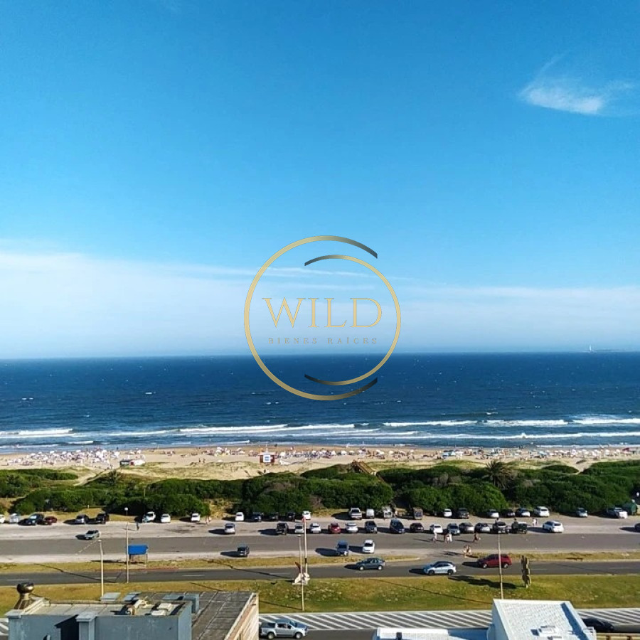 Apartamento ID.2412 - Venta Apartamento 3 Dormitorios mas dependencia playa Brava