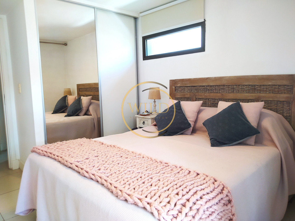 Apartamento ID.2410 - Venta Apartamento 2 Dormitorios garaje y servicios Edificio Unique