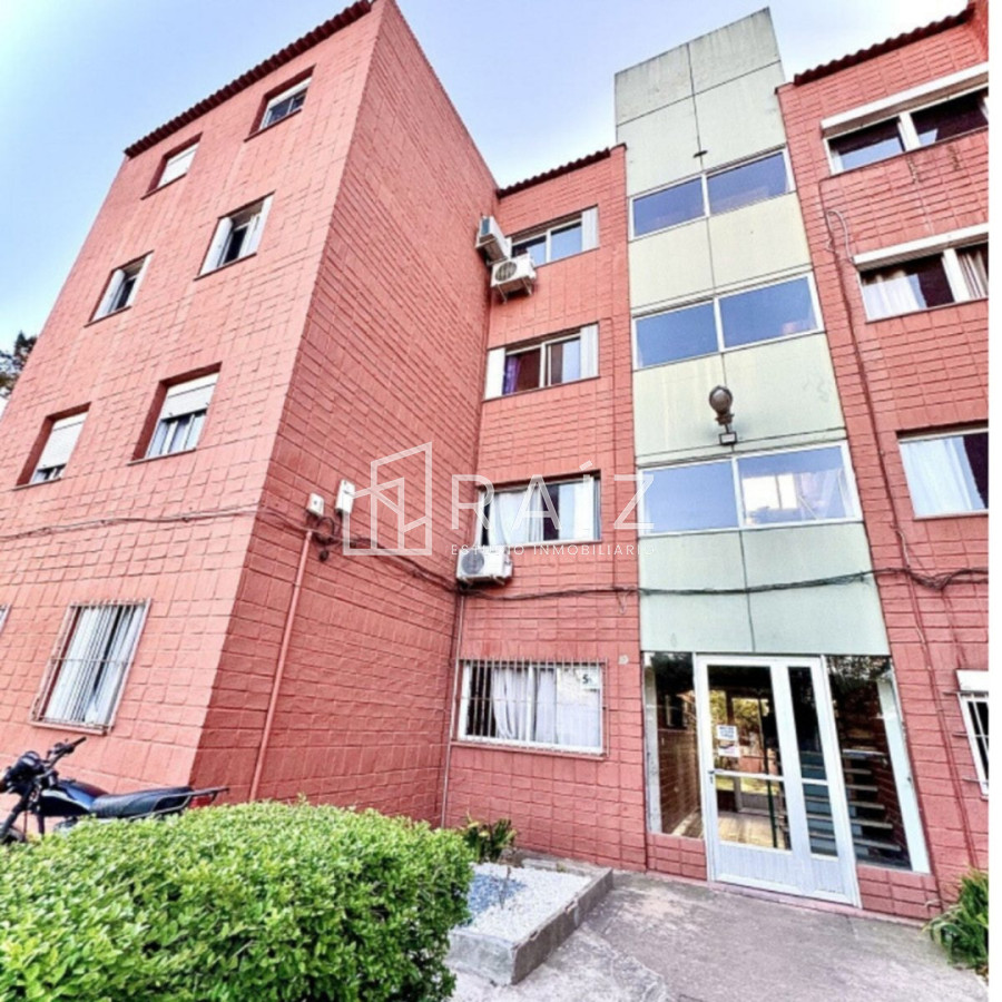 Apartamento ID.11816 - Vendo apartamento B9 4 dormitorios oportunidad Maldonado
