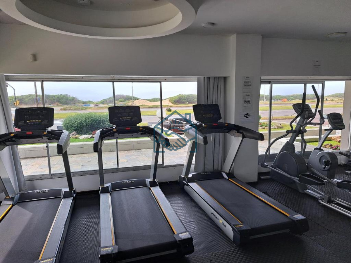 Apartamento ID.1399/Venta-apartamento-1-dormitorio-con-servicios-playa-brava - Venta apartamento 1 dormitorio con servicios playa brava