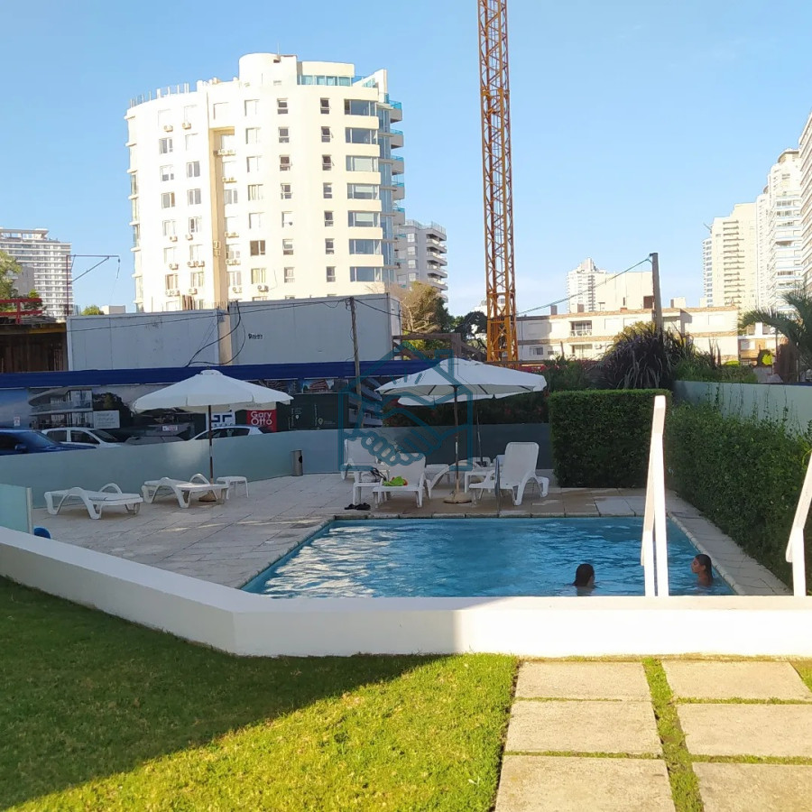 Apartamento ID.1389/Venta-Apartamento-3-Dormitorios-mas-dependencia-playa-Brava - Venta Apartamento 3 Dormitorios mas dependencia playa Brava