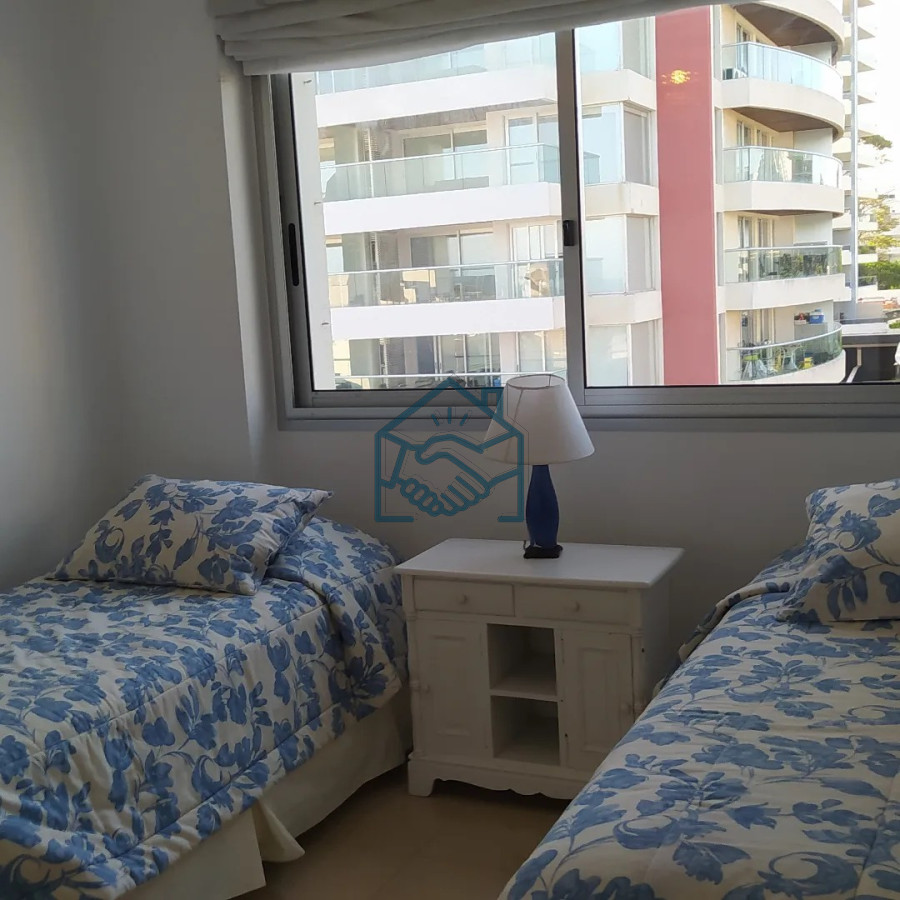 Apartamento ID.1389/Venta-Apartamento-3-Dormitorios-mas-dependencia-playa-Brava - Venta Apartamento 3 Dormitorios mas dependencia playa Brava