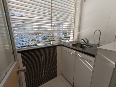 Apartamento ID.1399/Venta-apartamento-1-dormitorio-con-servicios-playa-brava - Venta apartamento 1 dormitorio con servicios playa brava