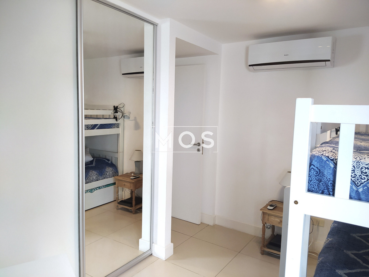 Apartamento ID.2816 - Venta Apartamento 2 Dormitorios garaje y servicios