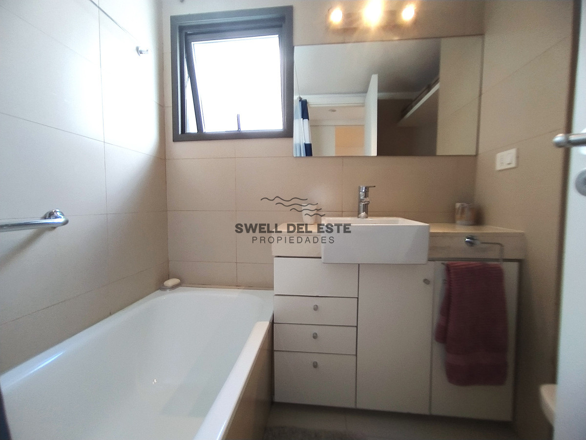 Apartamento ID.118 - Venta Apartamento 2 Dormitorios garaje y servicios Edificio Unique