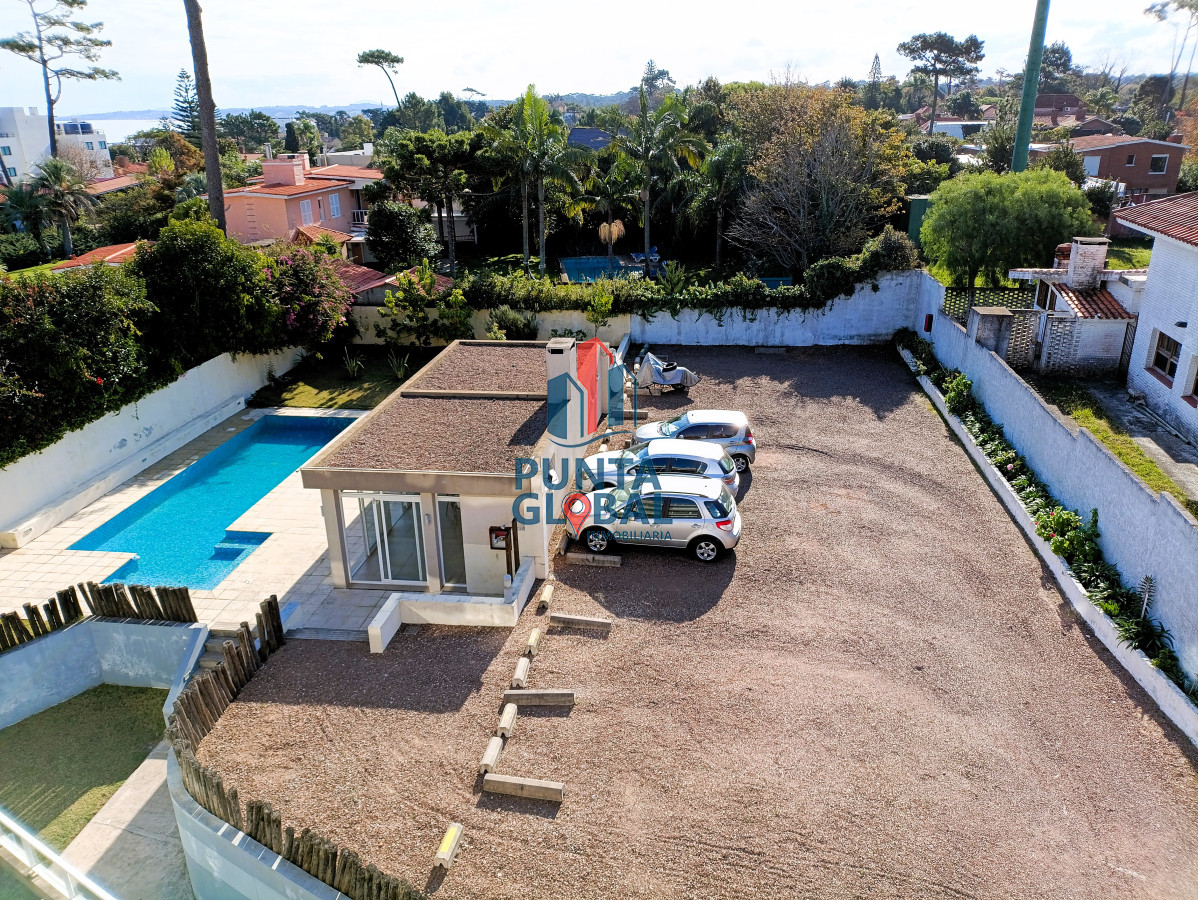 Apartamento ID.262 - Venta apartamento 1 dormitorio con piscina terraza  parrillero garage