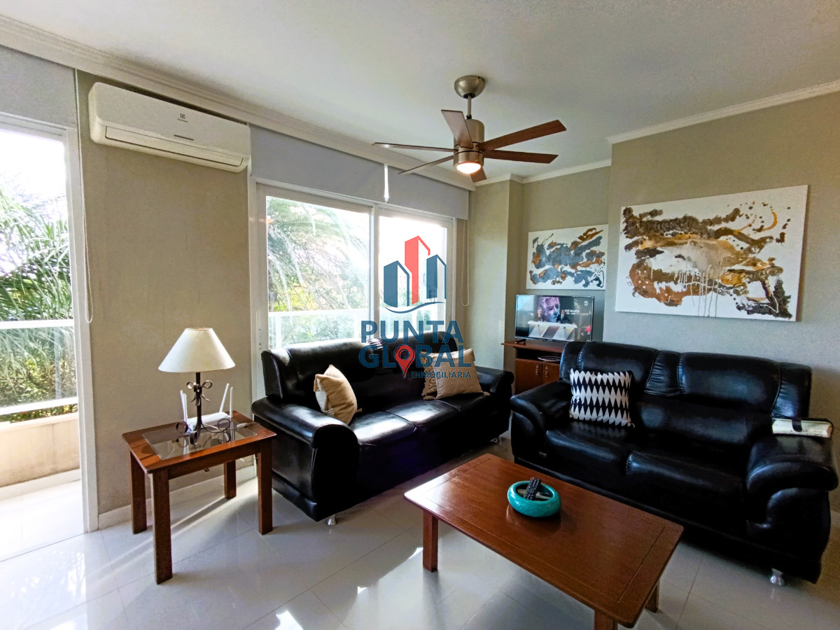 Apartamento ID.262 - Venta apartamento 1 dormitorio con piscina terraza  parrillero garage