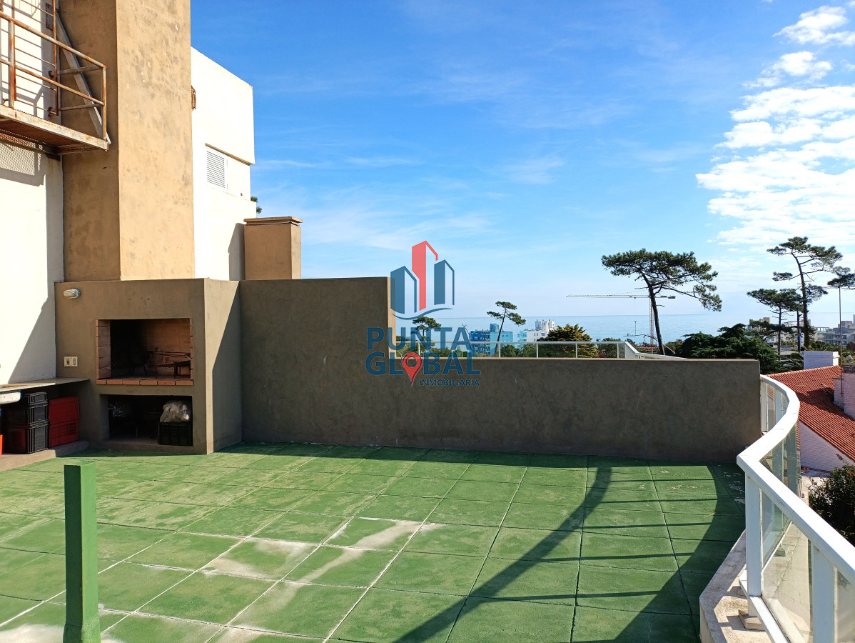 Apartamento ID.262 - Venta apartamento 1 dormitorio con piscina terraza  parrillero garage