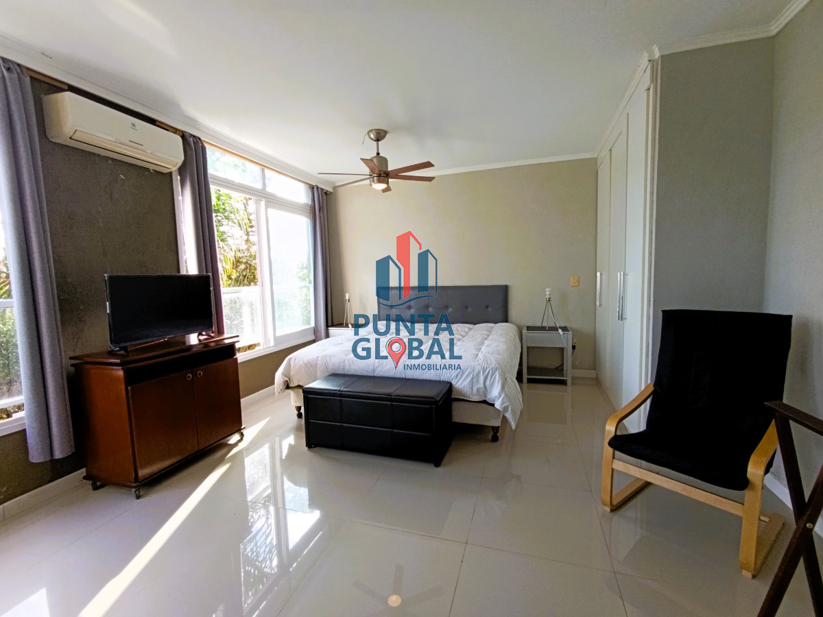 Apartamento ID.262 - Venta apartamento 1 dormitorio con piscina terraza  parrillero garage