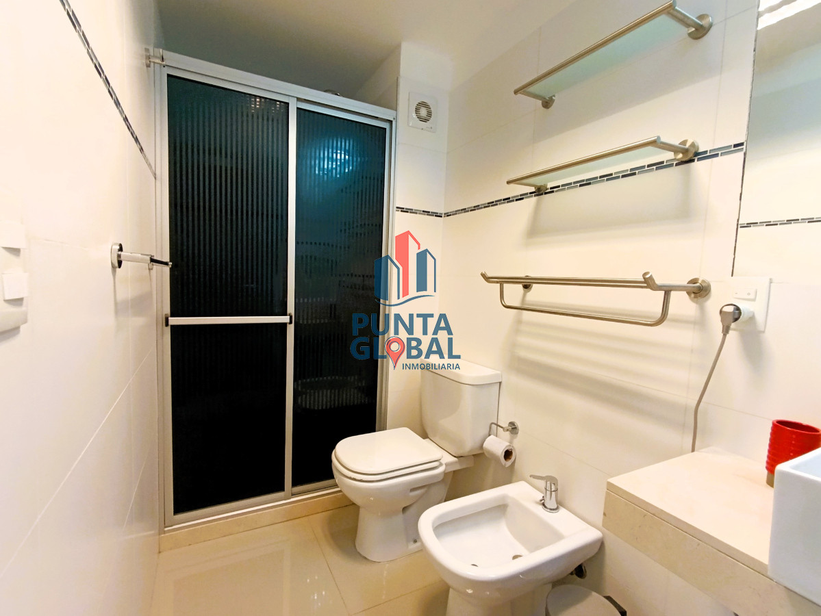 Apartamento ID.262 - Venta apartamento 1 dormitorio con piscina terraza  parrillero garage