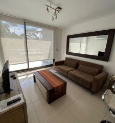 Venta Apartamento 1 Dormitorio y medio con servicios