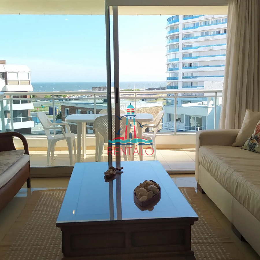 Apartamento ID.28 - Venta Apartamento 3 Dormitorios mas dependencia Punta del Este playa Brava