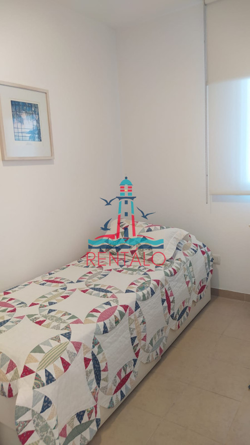 Apartamento ID.28 - Venta Apartamento 3 Dormitorios mas dependencia Punta del Este playa Brava
