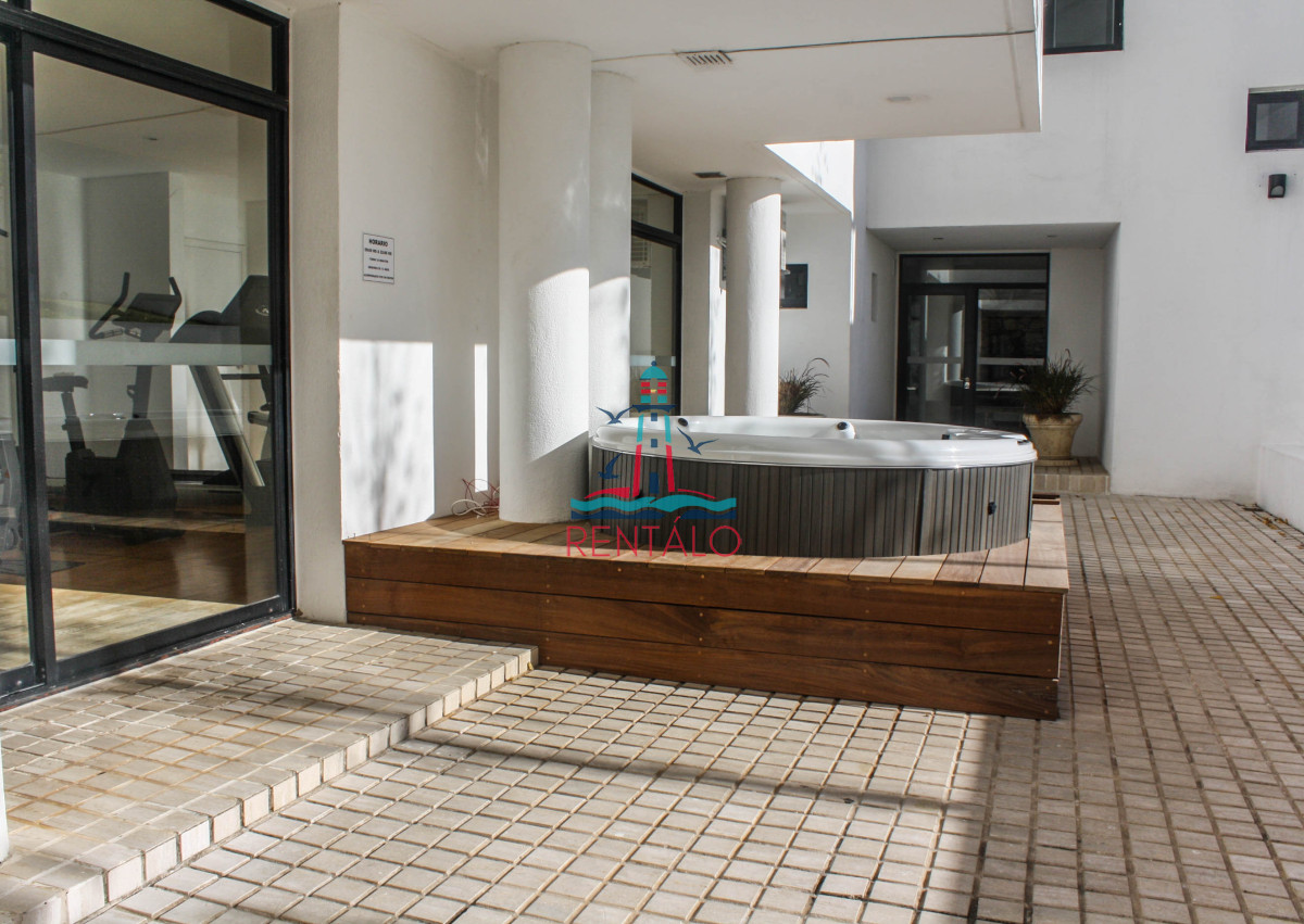 Apartamento ID.27 - Venta Apartamento 3 Dormitorios Punta del este playa Brava