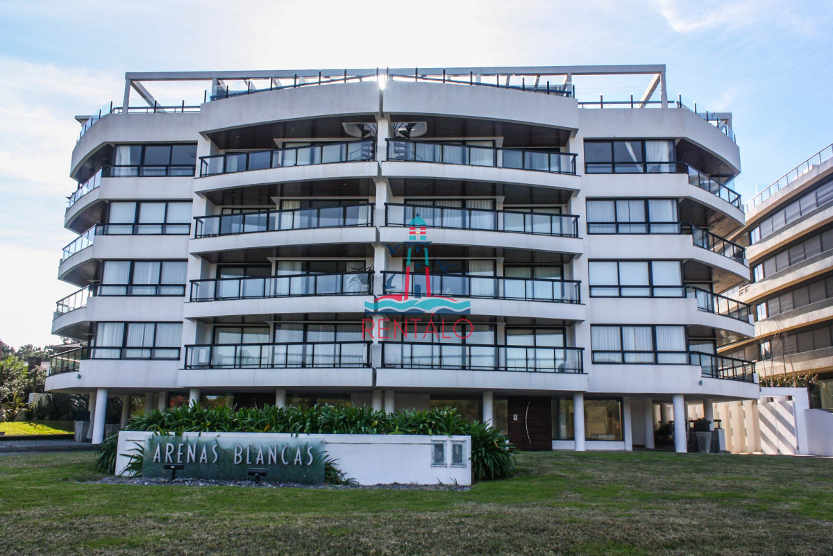 Apartamento ID.27 - Venta Apartamento 3 Dormitorios Punta del este playa Brava