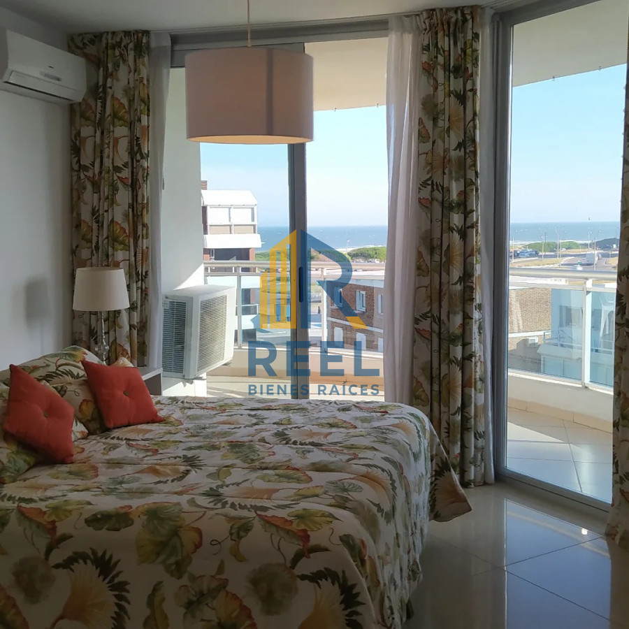 Apartamento ID.78 - Venta Apartamento 3 Dormitorios mas dependencia playa Brava
