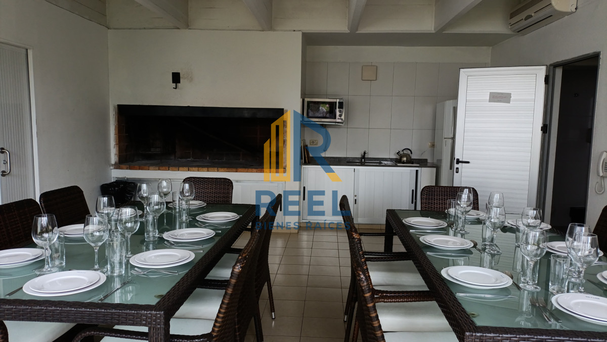 Apartamento ID.78 - Venta Apartamento 3 Dormitorios mas dependencia playa Brava