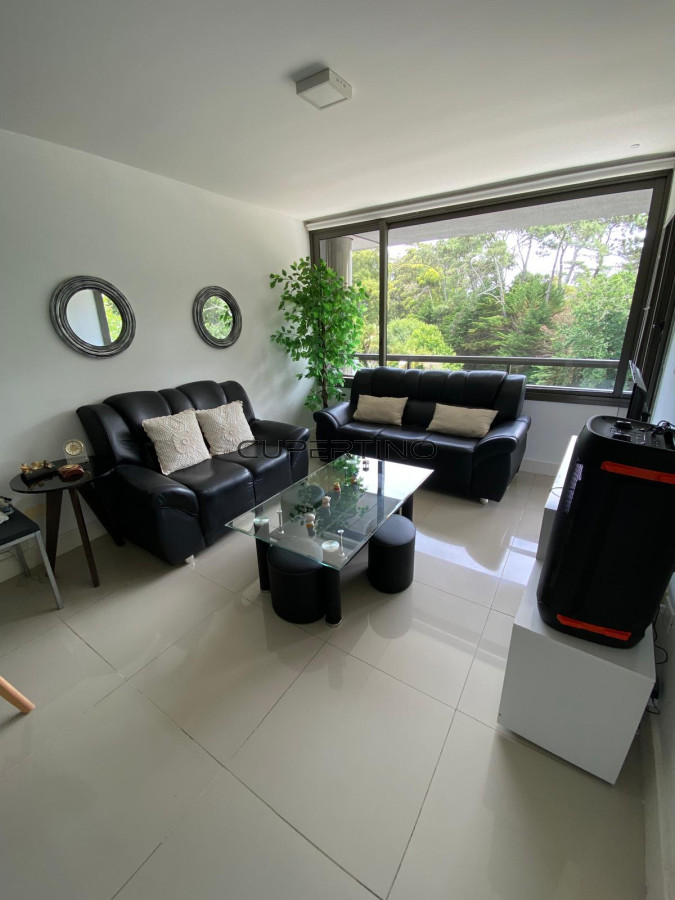 Apartamento ID.2423 - Venta 1 dormitorio edificio unique con  servicios piscina garaje