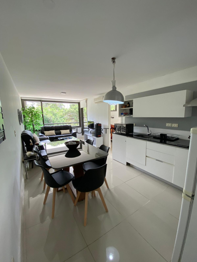 Apartamento ID.2423 - Venta 1 dormitorio edificio unique con  servicios piscina garaje