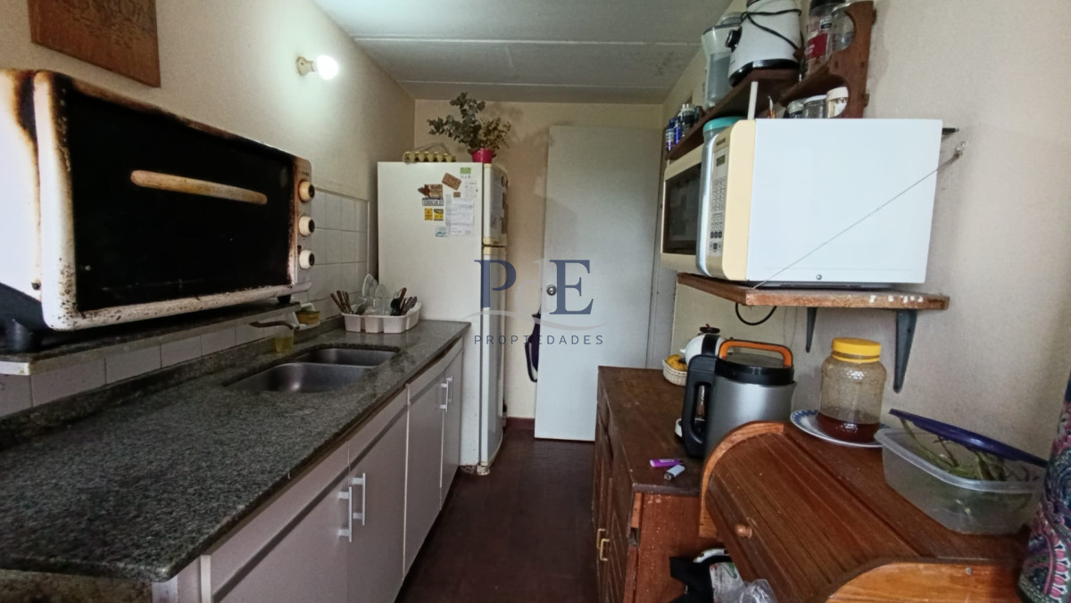 Vendo apartamento B9 4 dormitorios oportunidad - Imagen 2