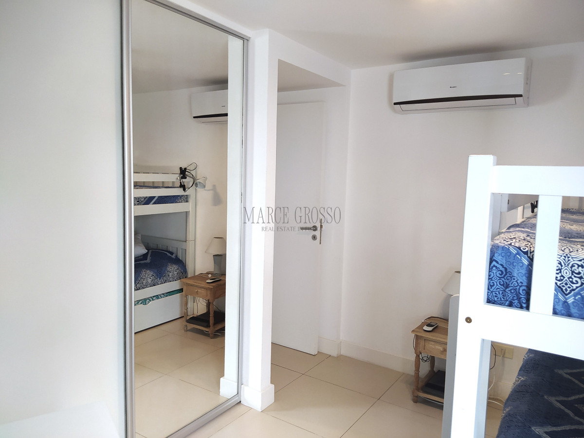 Apartamento ID.35 - Venta Apartamento 2 Dormitorios garaje y servicios Edificio Unique