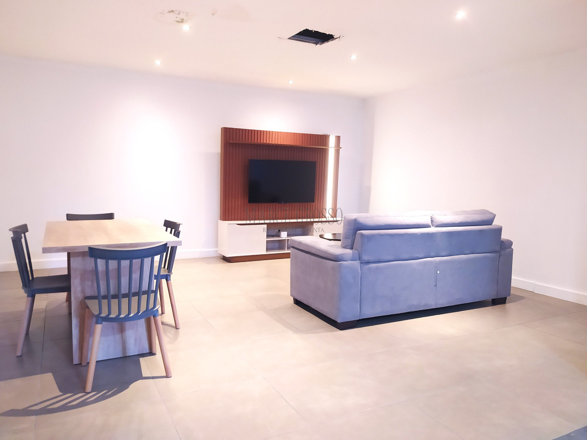 Apartamento ID.35 - Venta Apartamento 2 Dormitorios garaje y servicios Edificio Unique