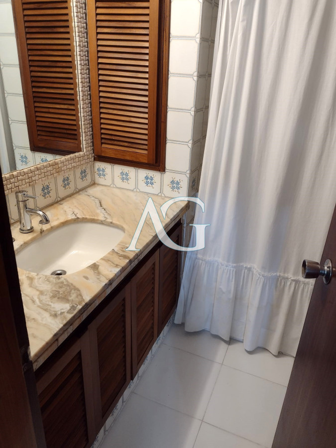Apartamento ID.133 - Venta apartamento Roosevelt Center 4 dormitorios servicios