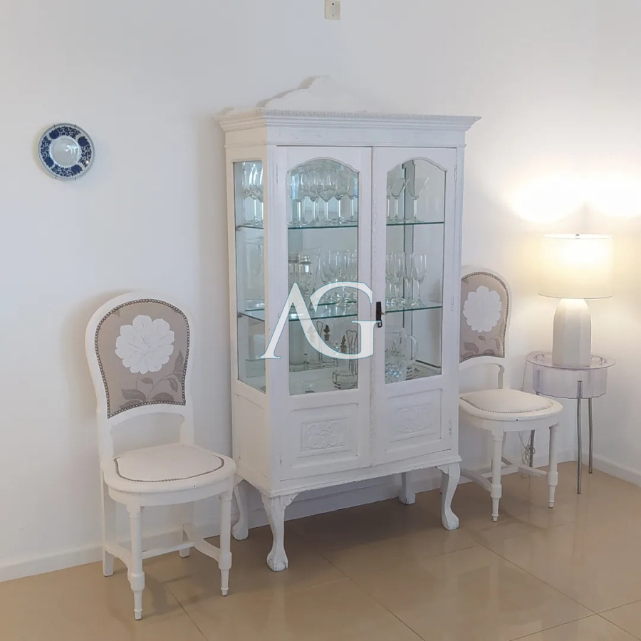 Apartamento ID.1 - Venta Apartamento 3 Dormitorios mas dependencia playa Brava