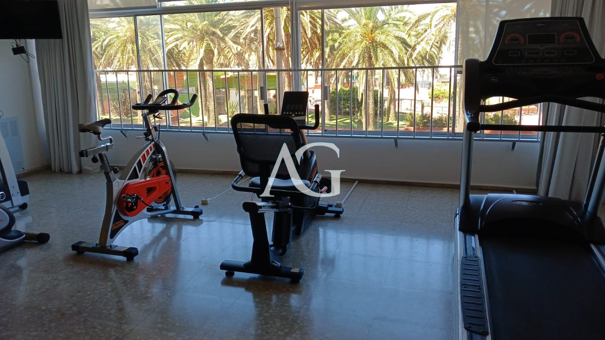 Apartamento ID.39 - Venta 2 dormitorios Peninsula, garage