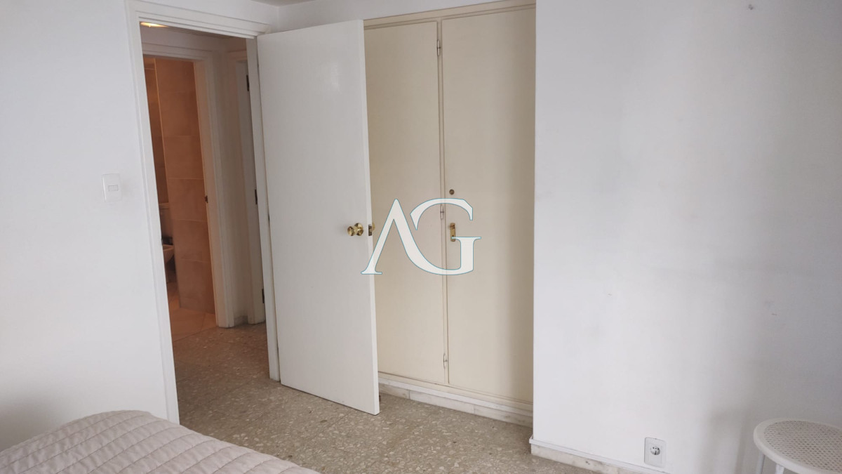 Apartamento ID.39 - Venta 2 dormitorios Peninsula, garage